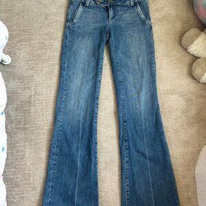 PAIGE Women's Blue and Navy Jeans